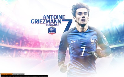 FB体育焦点-C罗凌空抽射击中横梁后弹入网窝